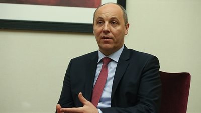 زيلينسكي يعلن اغتيال رئيس البرلمان الأوكراني السابق 