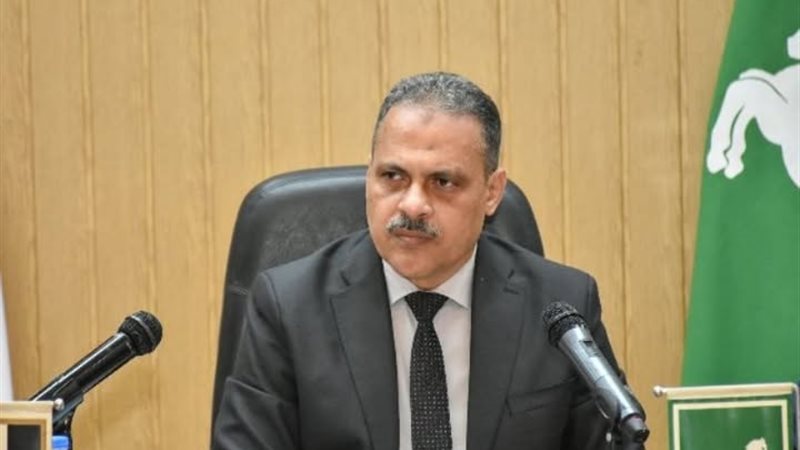 محافظ الشرقية ينعي