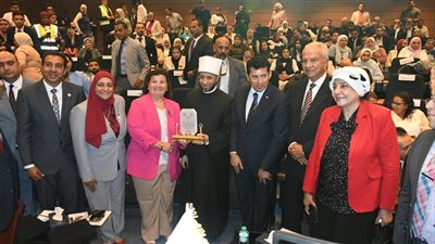 وزيرا الشباب والرياضة والأوقاف يشهدان الجلسة الافتتاحية لمنتدى 