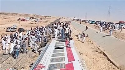 بعد حادث اليوم.. عودة حركة القطارات وتعديل بعض رحلات خط القاهرة - مطروح