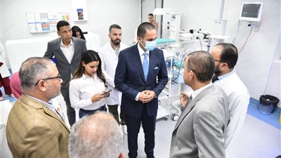 نائب وزير الصحة يتابع أعمال تطوير مستشفى أطفال مصر ويوجه بتحسين خدمات المرضى