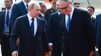 الرئيس الروسي يصل الصين في زيارة رسمية تستمر لمدة 4 أيام 