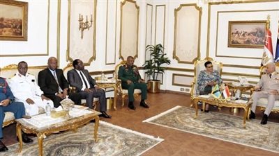 مصر وتنزانيا توقعان اتفاقية تعاون عسكري لتعزيز تبادل الخبرات