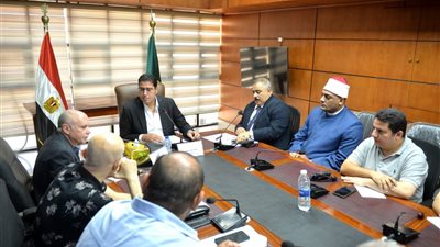 الدقهلية: اجتماع موسع لمتابعة منع حرق قش الأرز وتشديد الرقابة البيئية