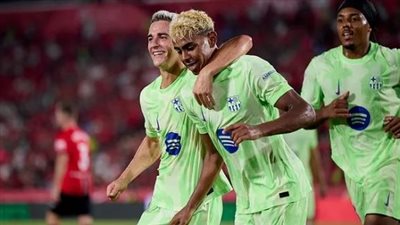 ثلاثي هجومي.. التشكيل الرسمي لبرشلونة في مواجهة رايو فايكانو بالليجا