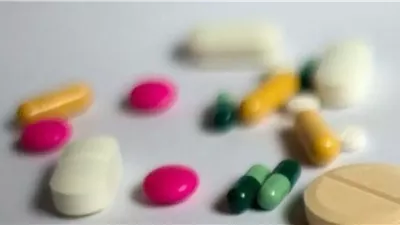 الأدوية تتحول إلى سم قاتل.. تحذير من العقاقير منتهية الصلاحية في لبنان 