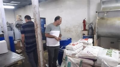 ضبط مصنع أدوية بيطرية مجهولة المصدر في السادات بمحافظة المنوفية