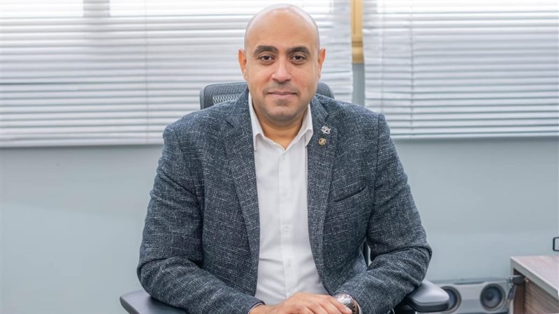 الدكتور إسلام نصر