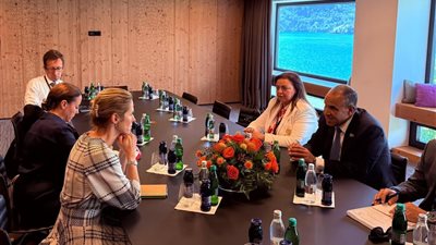 وزير الخارجية يبحث العلاقات الثنائية بين مصر والاتحاد الأوروبي