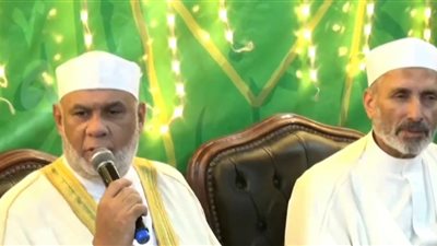 أناشيد وتواشيح دينية في احتفال مسجد الحديد والصلب بالمولد النبوي بالإسكندرية