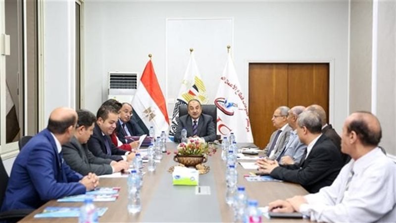 وزير قطاع الأعمال