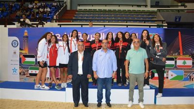 صبحي يُهنئ الاتحاد المصري للسباحة بالتتويج بلقب البطولة العربية بالمغرب