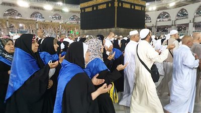 “اللهم لا تجعلها آخر زيارة”.. دعاء نهاية العمرة الكامل مكتوب ومستجاب