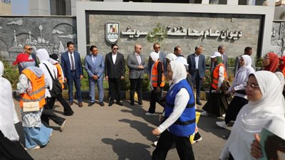 محافظ بني سويف يتابع تنفيذ توجيهات حل شكاوى المواطنين في القطاعات الحيوية