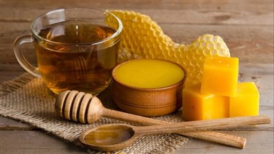 شمع العسل سر الترطيب والتغذية لشعر قوي ولامع وصحي وجذاب