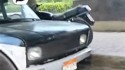 تاكسي ب 1.6 مليون جنيه.. سيارة موديل 1983 تثير الجدل