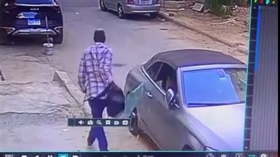 مطاردة لص السيارات في أكتوبر.. فيديوهات تكشف حيل ماكرة للسارق والأمن يتحرك