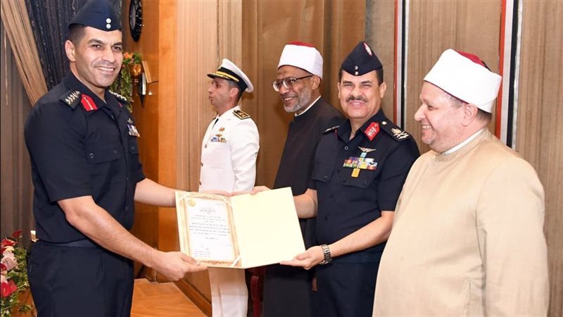 من احتفالية القوات
