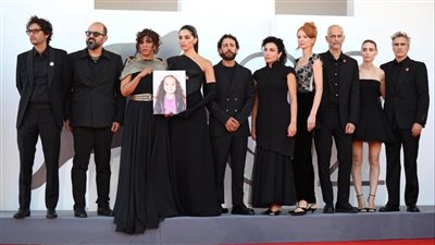 بعد رفع صورتها في مهرجان فينيسيا.. من هي الطفلة هند رجب؟