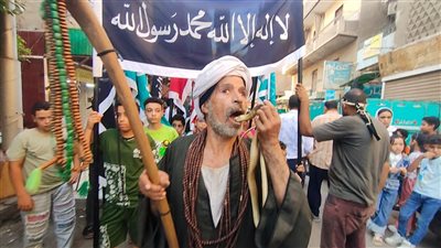 استخدم الثعبان خلال احتفال المولد.. قرار صارم لـ الرفاعية ضد أحد أتباعها