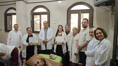 لفتة إنسانية بمستشفى طهطا: توزيع حلوى المولد على مرضى الغسيل الكلوي