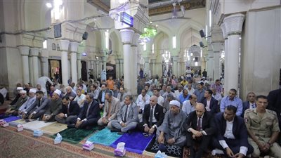 محافظ قنا يشهد احتفالية المولد النبوي الشريف بمسجد سيدي عبد الرحيم القناوي