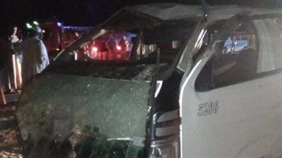 حادث مروع في أسوان.. مصرع طفل وإصابة 14 في انقلاب ميكروباص