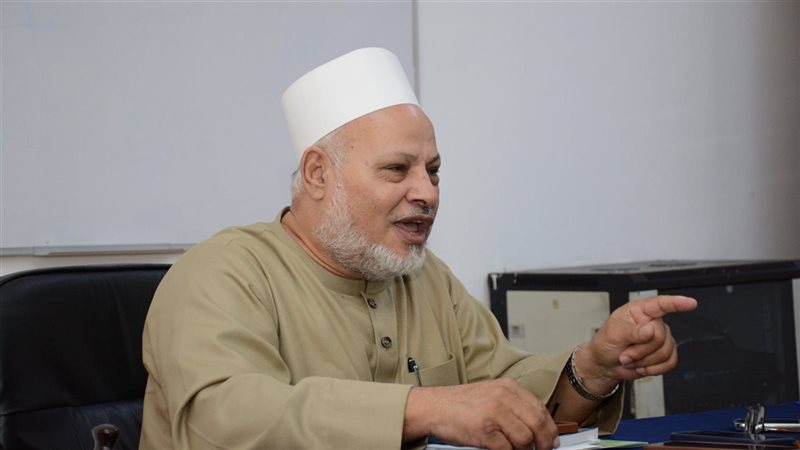 الدكتور إبراهيم الهدهد