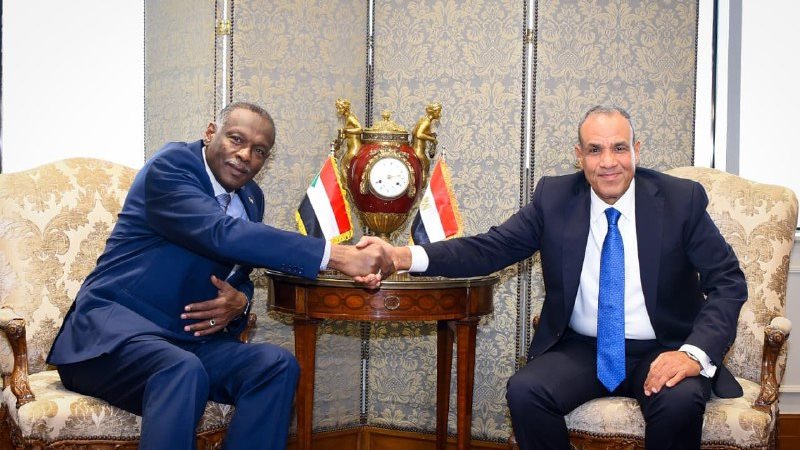 وزير الخارجية 