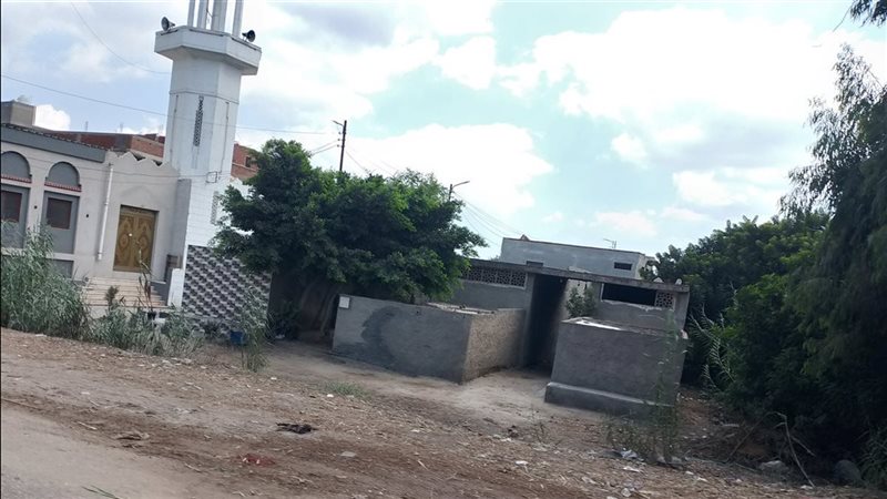 المقابر