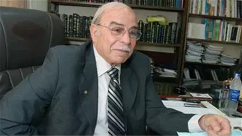 الدكتور كمال درويش