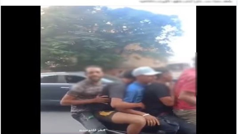مشاجرة بالسنج أمام