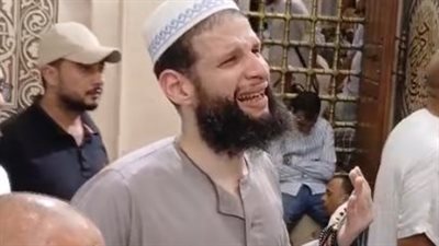 توافد الآلاف من المواطنين على مسجد الحسين للاحتفال بالمولد النبوي الشريف