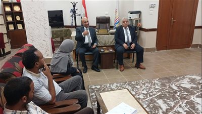 نائب وزير التعليم يجتمع بمديري المدارس الثانوية لمناقشة البكالوريا المصرية