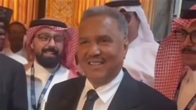 ظهور لافت لفنان العرب محمد عبده من حفل الأوركسترا السعودي بباريس|صور