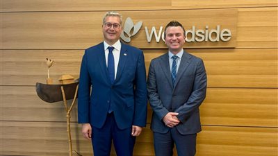 وزير البترول والثروة يبحث التعاون مع شركات التعدين والغاز في غرب أستراليا