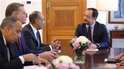 وزير الخارجية لرئيس جمهورية قبرص: نتطلع للارتقاء بمستوى العلاقات بين البلدين 