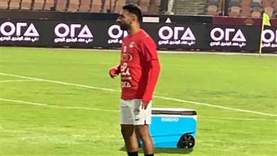 محمد صلاح يشعل أجواء ستاد القاهرة الدولي باستعراض مهاراته .. فيديو