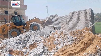 حملات مكثفة لإزالة التعديات على أراضي الدولة والزراعية بمركز قنا