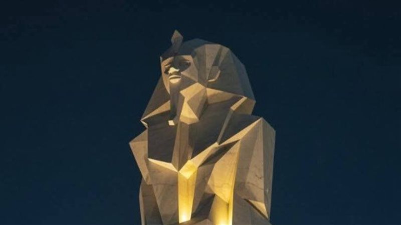 التمثال