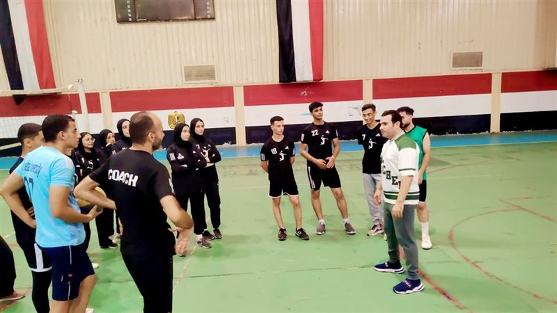 انطلاق منافسات الكرة