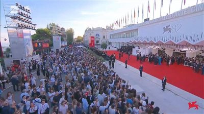 كوثر بن هنية وفريق «صوت هند رجب» يختتمون مهرجان فينيسيا برسالة دعم لغزة