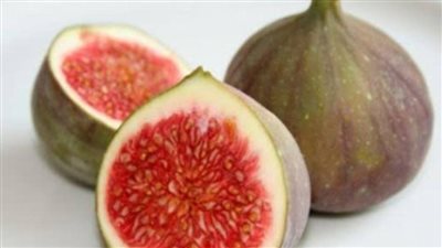 التين والأفوكادو..وصفات طبيعية للحفاظ على نضارة البشرة وترطيبها بطرق آمنة