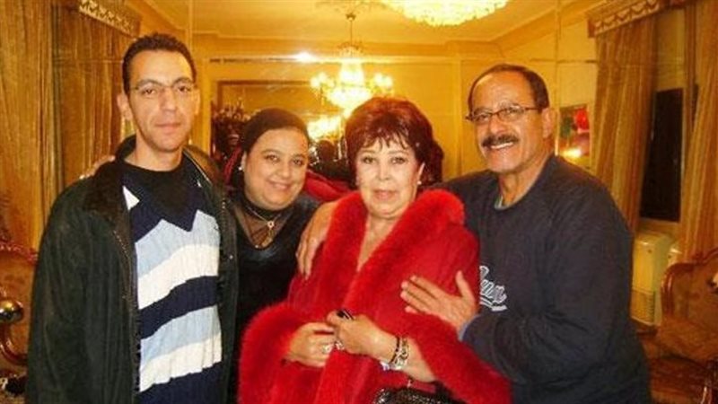 اسرة رجاء الجداوي