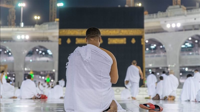 الصلاة أمام الكعبة