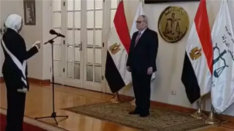 حلف اليمين