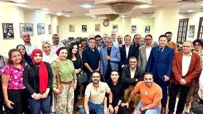 في ندوة خاصة.. عادل حمودة: الصحافة مدرسة حياة.. وروز اليوسف قلبها النابض