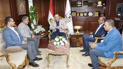 محافظ بني سويف يُناقش نتائج ورش إعداد دراسات جدوى مشروعات الخطة الاستثمارية 