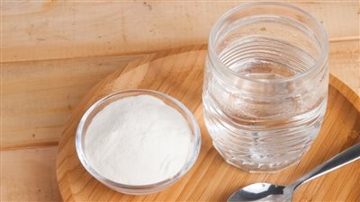 تتضمن تحسين الترطيب.. فوائد غير متوقعة لإضافة الملح إلى الماء