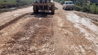 20 مليون جنيه لرصف طريق استراتيجي يربط 